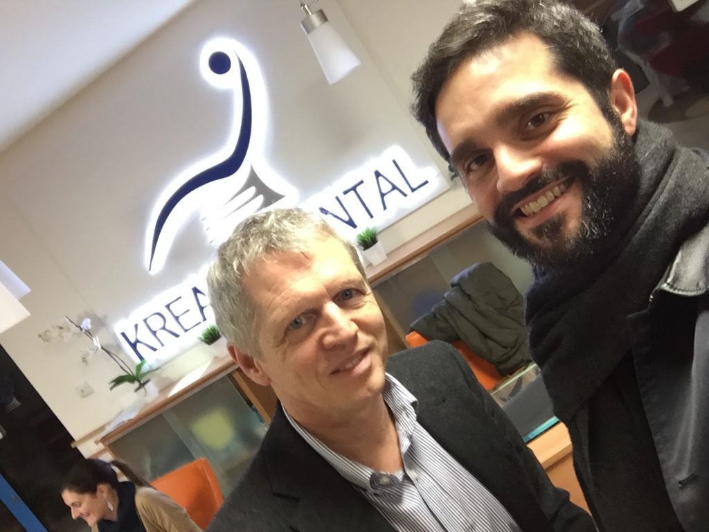 chez Kreativ Dental à Budapest